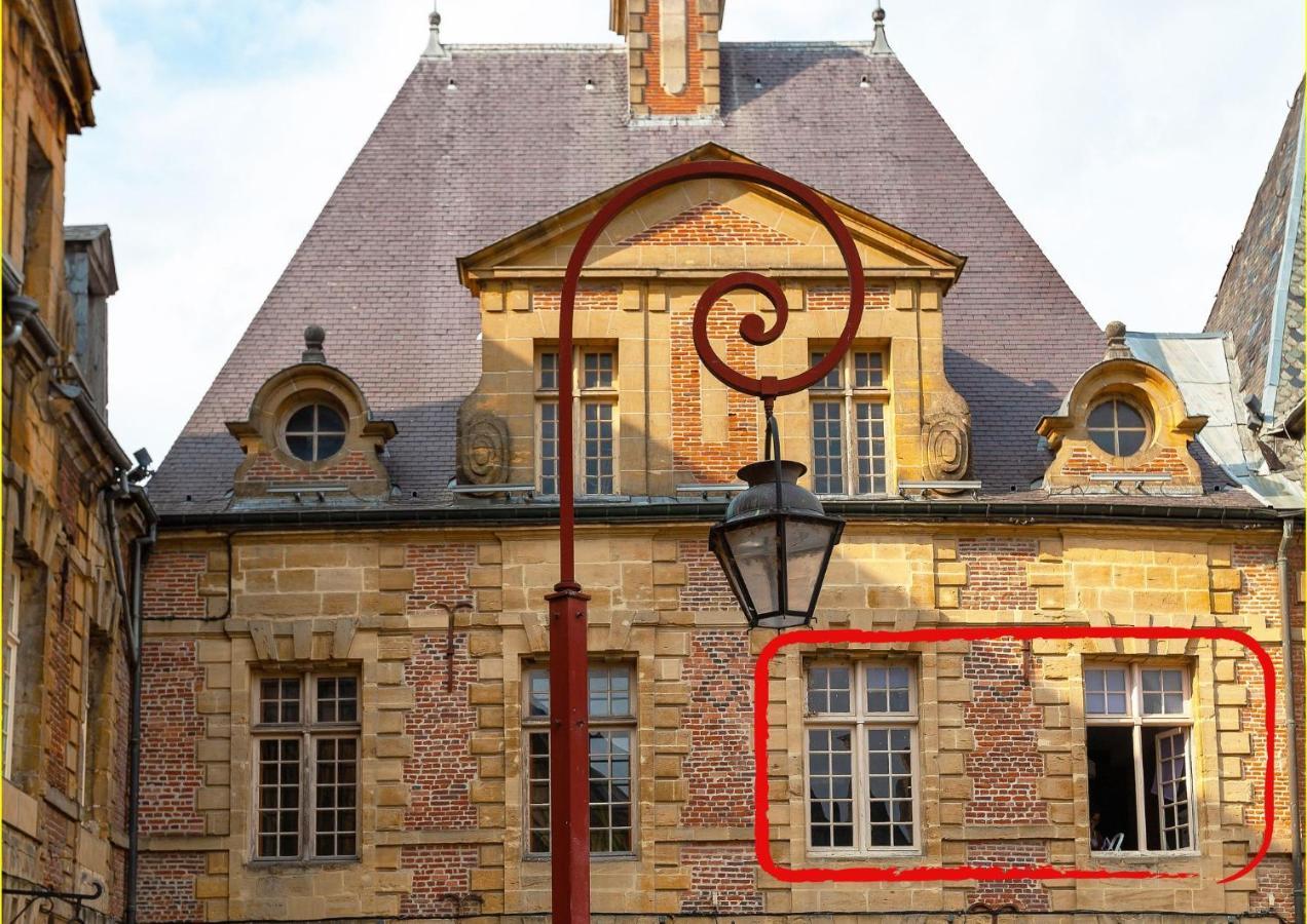 Charleville-Mezieres: Belle Vue Place Ducale المظهر الخارجي الصورة